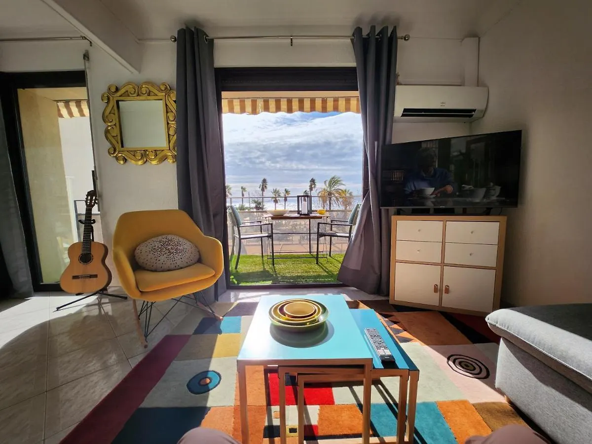 Appartement Le Lavandou T2 front de mer